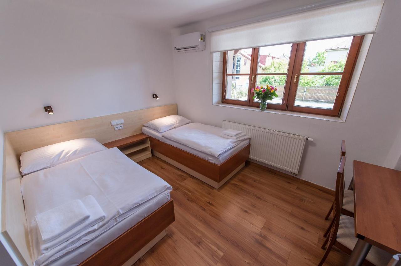 Penzion Leknin Třeboň Buitenkant foto