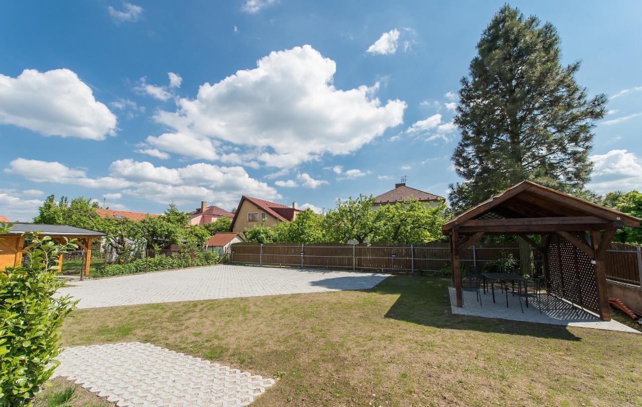 Penzion Leknin Třeboň Buitenkant foto